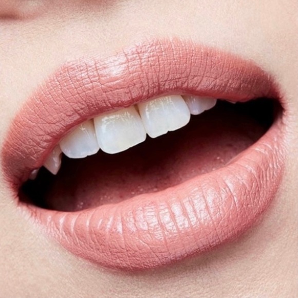 MAC Half ‘N Half Amplified Lipstick - Picture 4 of 9